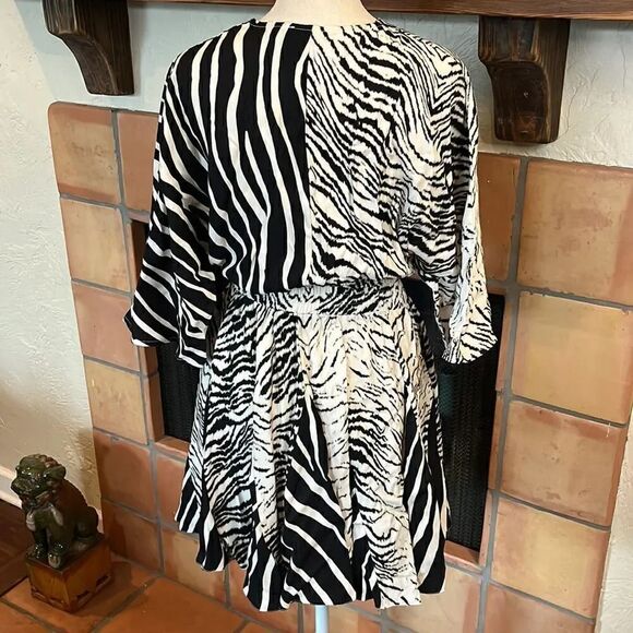 Nocturne Zebra Print Mini Dress, S/6-36 EU! - Picture 6 of 11